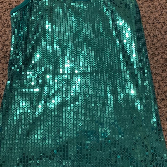Demanding Dressy Teal Sequin Racer Back Tank Small - Picture 3 of 4
